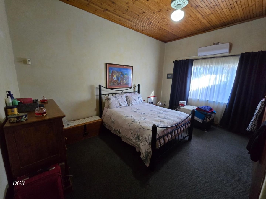 4 Bedroom Property for Sale in Herlear Northern Cape